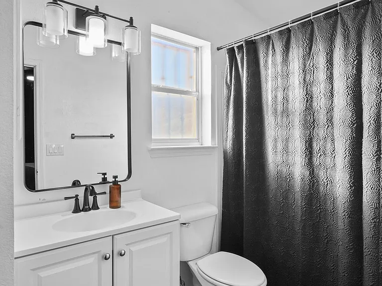 13475 Sunset Hills Dr — Photo 27