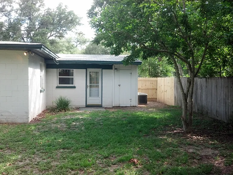 810 S Madison Dr — Photo 31