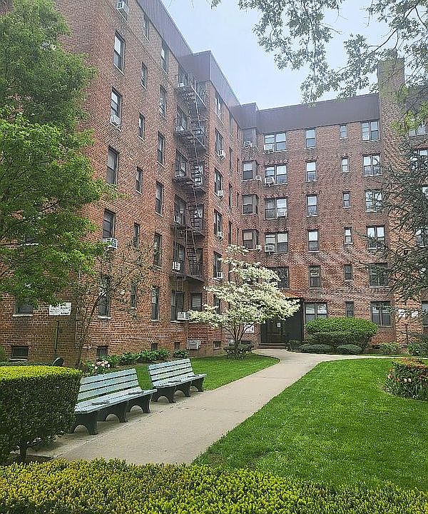1st image of 3173 Avenue S #E