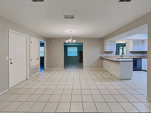 2nd image of 2504 Bali Cir