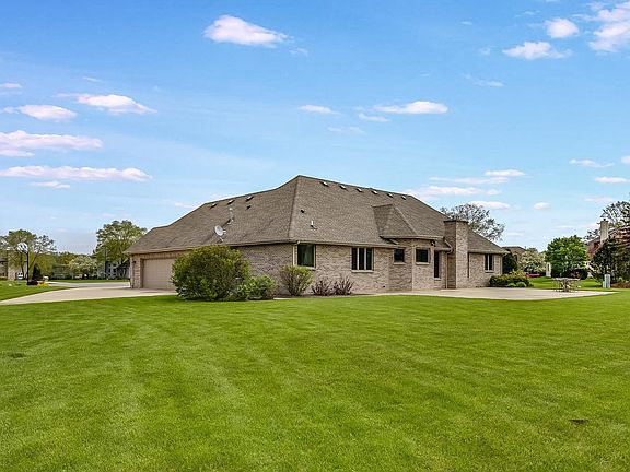 6325 10th Pl Kenosha WI 53144-large-023-