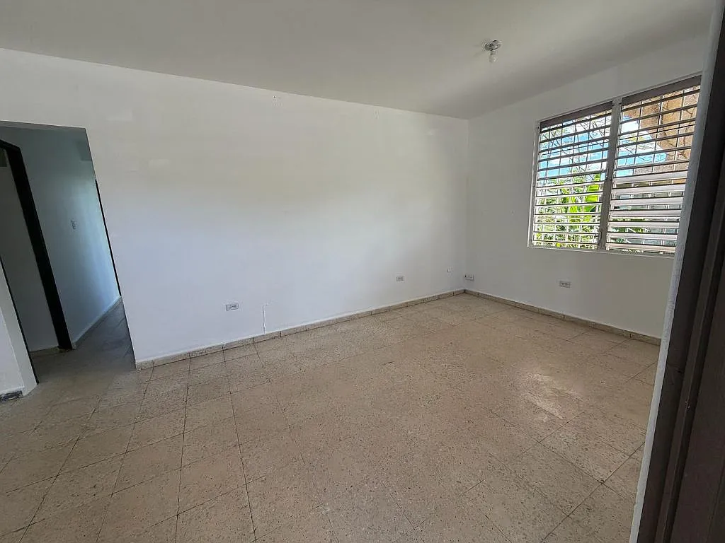 2 bed, 1.0 bath, 700 sqft, $750 — Photo 4