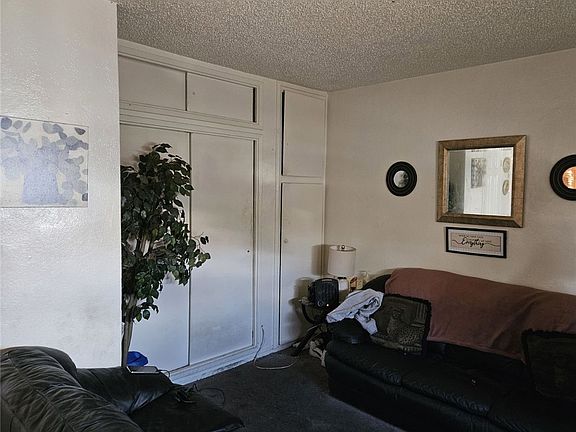 600 Nancy St APT B, Barstow, CA 92311 | MLS #HD23227693 | Zillow