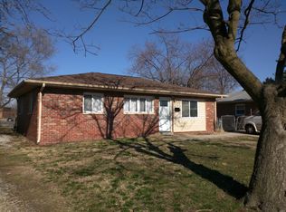 501 Saint Nicholas Dr, Cahokia, IL 62206