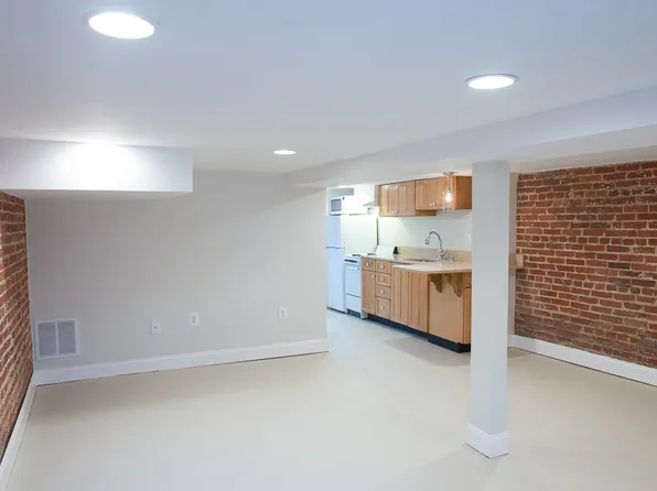 630 Otis Pl NW #1, Washington, DC 20010