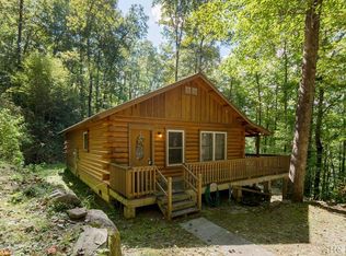 175 Parachute Rdg, Glenville, NC 28736