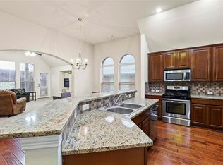 2801 Wrangler Ln, Sachse, TX 75048