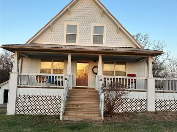 660 Pendergraft Rd, Noel, MO 64854