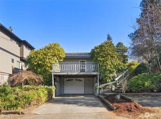 1216 106th Pl NE, Bellevue, WA 98004