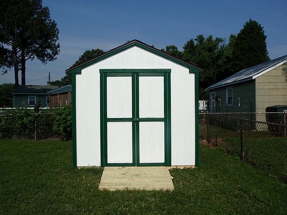 Shed  in backyard