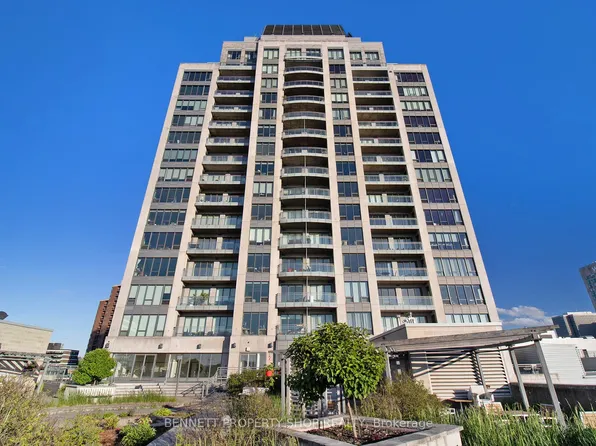 90 George St, Ottawa, ON