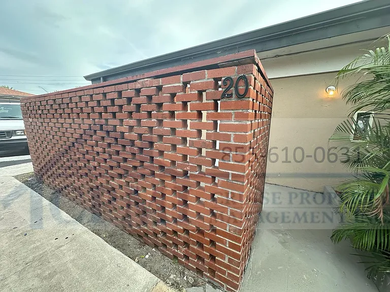 1755 Forest Hill Blvd West Palm Beach, FL 33406 — Photo 12