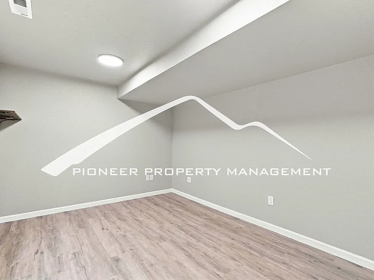 8018 Parsonage Ln — Photo 25