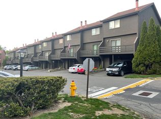 157 Shelter Rock Rd UNIT 14, Danbury, CT 06810