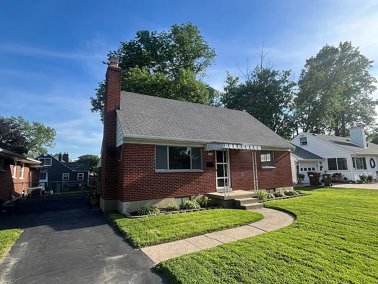 816 Broad Blvd — Photo 3