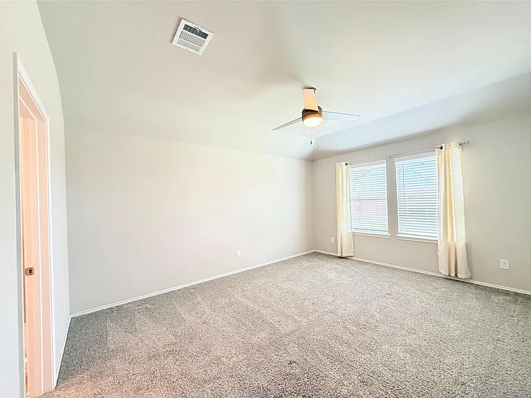 4311 Nervesa Dr — Photo 16