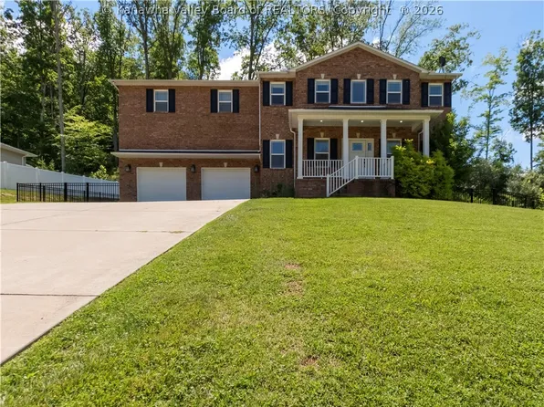 44 Russell St, Winfield, WV 25213
