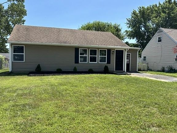 2nd image of 2824 Arcadia Ave