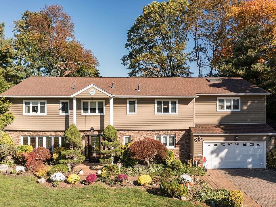 1st image of 80 Elm Drive
