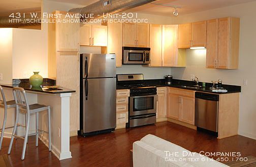 3rd image of 431 W 1st Ave