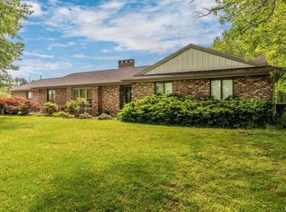 1881 Russell Rd, West Frankfort, IL 62896