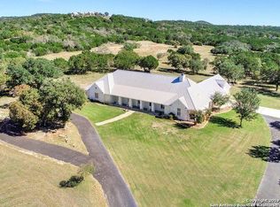 595 Bluff Creek Rd, Center Point, TX 78010