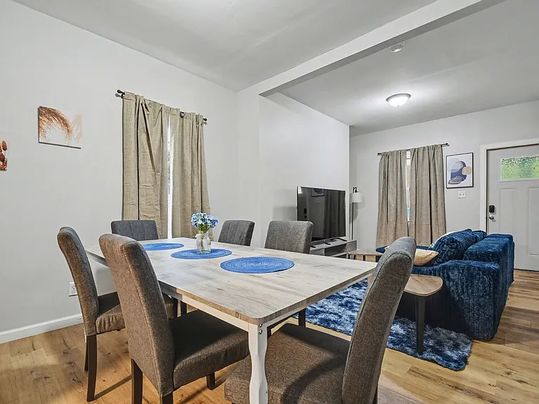 709 Napier St #1 — Photo 9