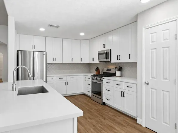 4611 Cobble Grove Ln, Houston, TX 77084