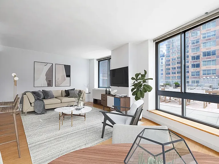 800 6th Ave #7B — Photo 3