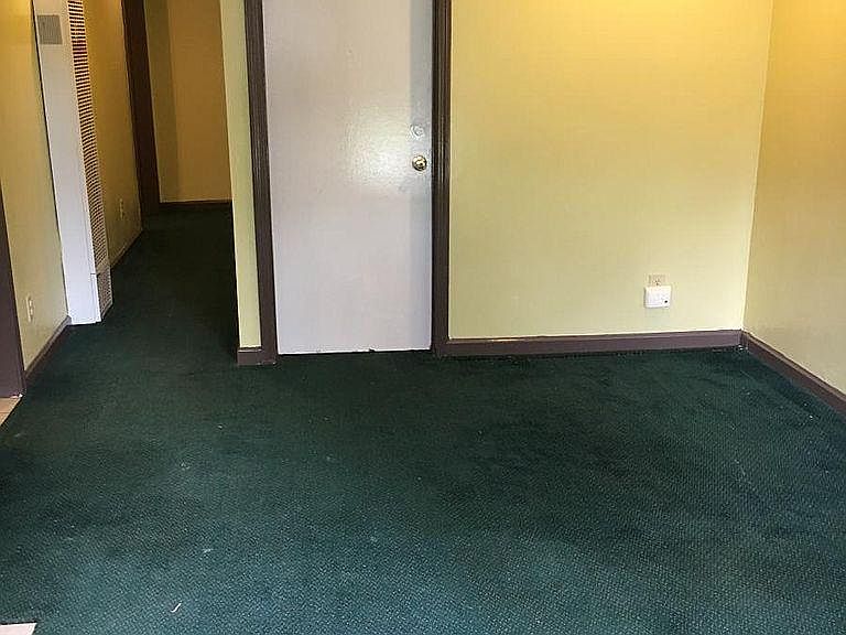 1st image of 5299 Flood Ave