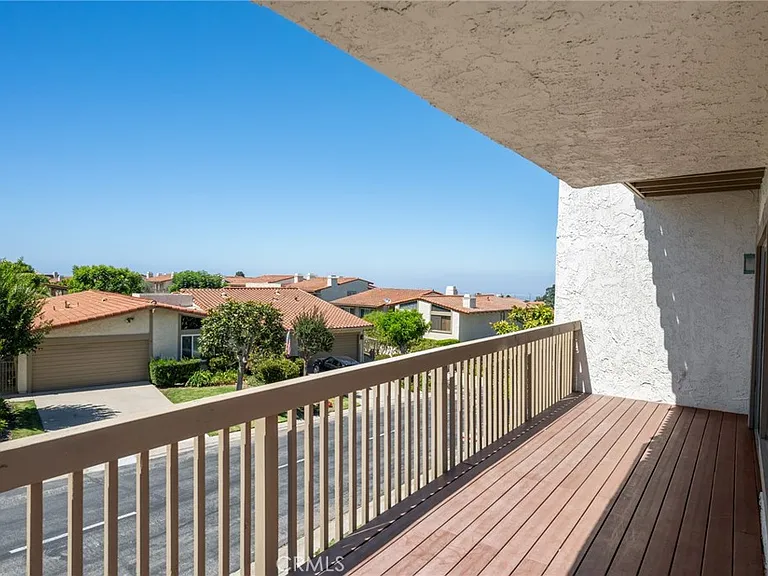 113 Hilltop Cir — Photo 17