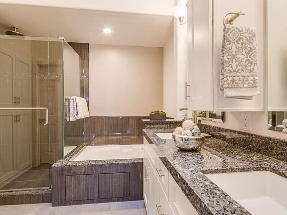 4th image of 433 Camille Cir Unit 15