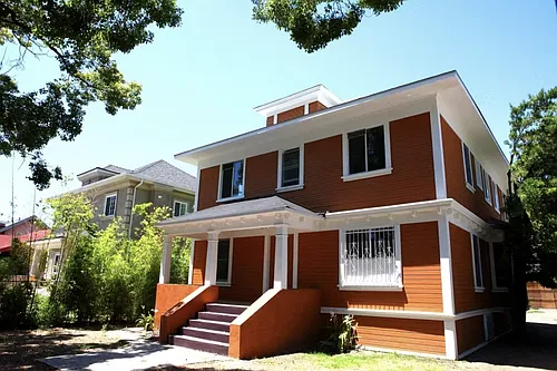 1149 W 37th Pl #5 Photo 1 1149 W 37th Pl #5 Photo 1