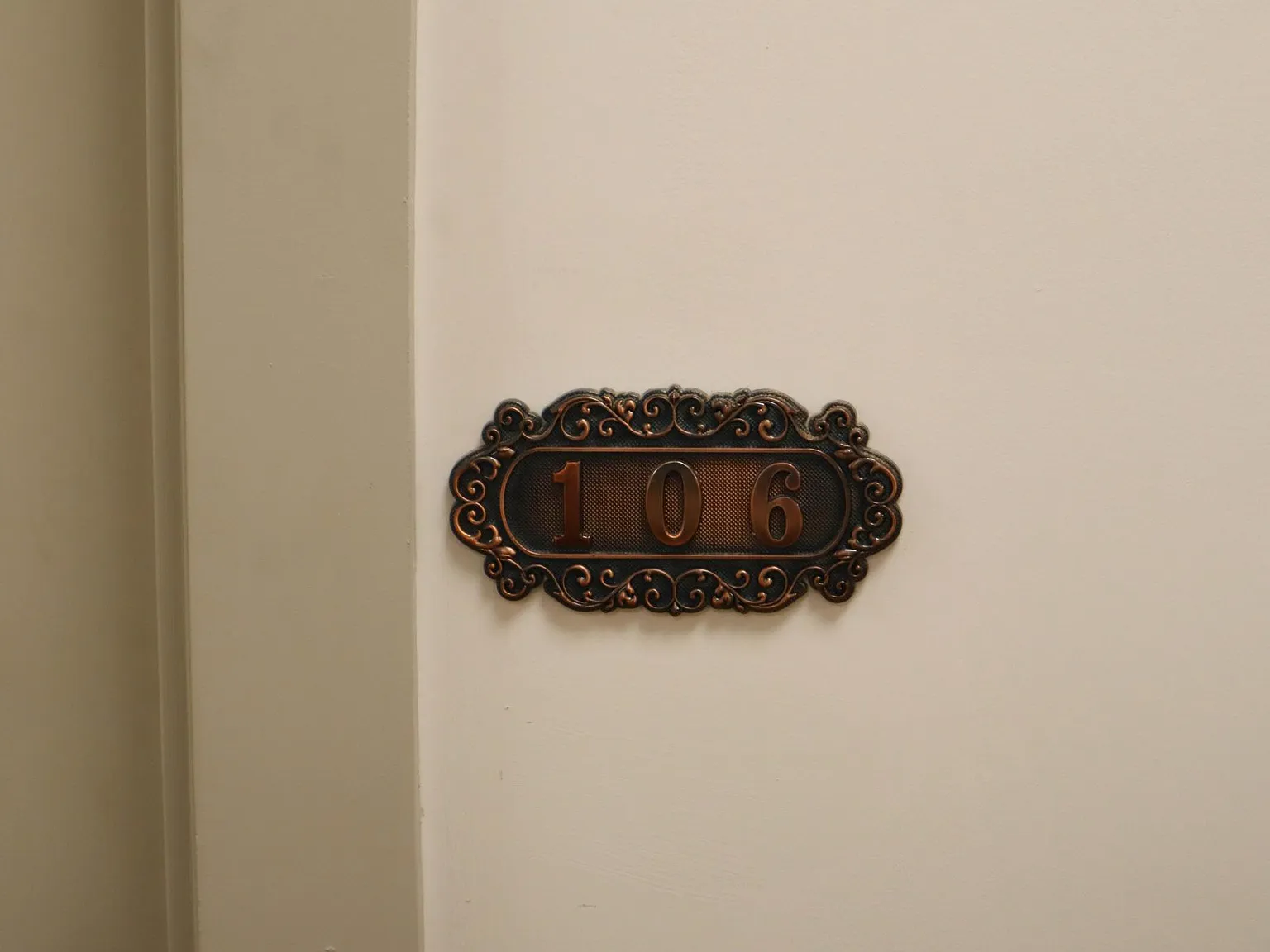 2 bed, 1048 sqft, $1,400 — Photo 2