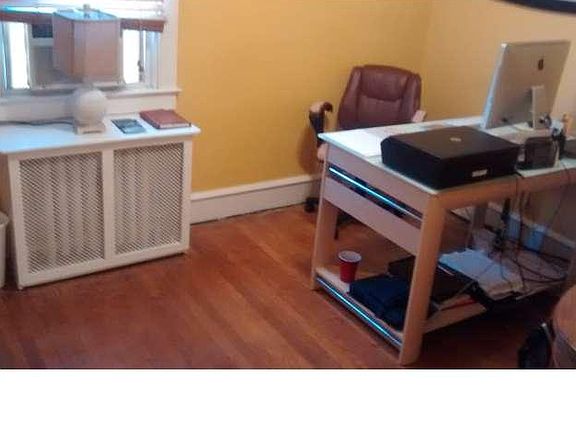 3rd image of 255 W Greenwood Ave