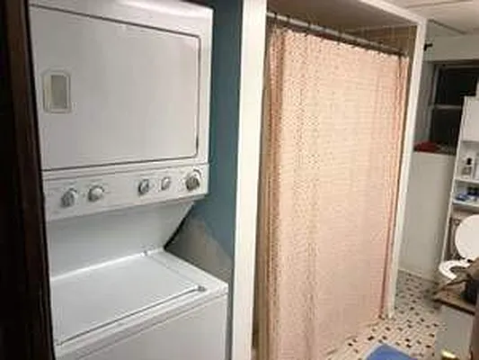 Rented by Jason A Moore, LREB | media 5