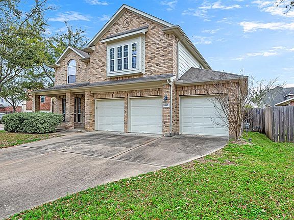 3rd image of 6007 Brunson Grove Dr