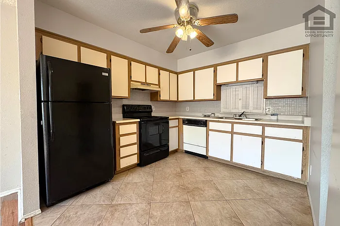 2151 N Meridian Dr #55