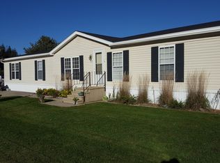 3570 N Harvest Ct, Zeeland, MI 49464