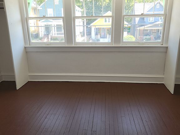 2nd image of 4516 Montgall Ave #4516