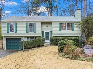 435 N Pond Trl, Roswell, GA 30076