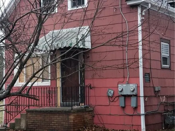 96 Swinburne St, Buffalo, NY 14212