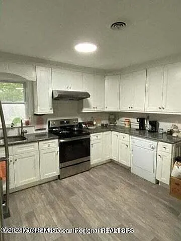 38L Cambridge Ct photo 1