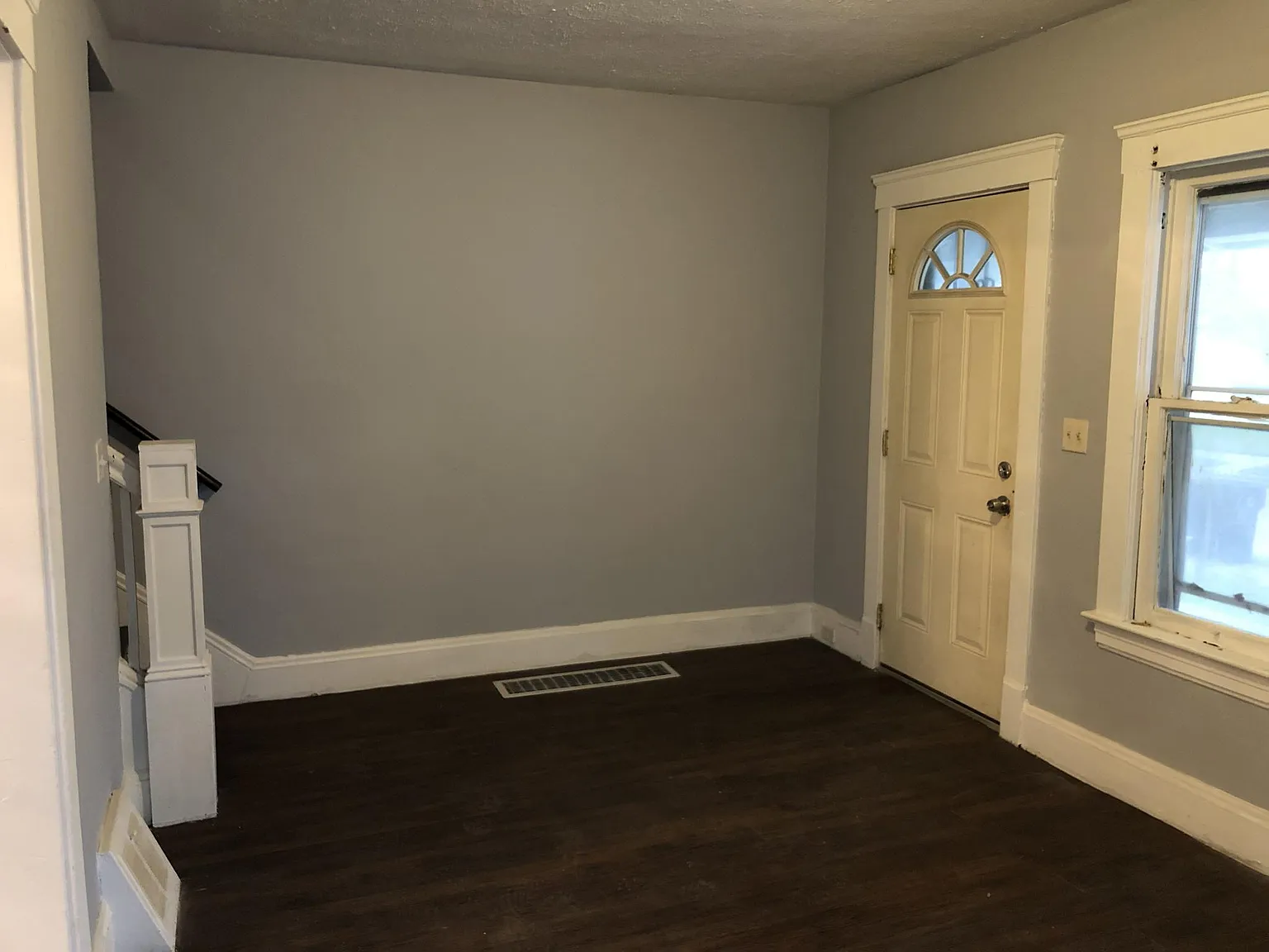 1772 Urbana Rd — Photo 3