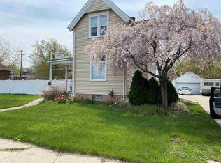 33085 Utica Rd, Fraser, MI 48026