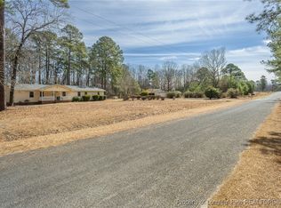 270 Storey Acres Rd, Spring Lake, NC 28390