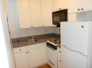 15 Edgerly Rd #R28, Boston, MA 02115