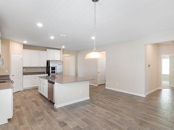 4th image of 3910 Arbor Mill Cir