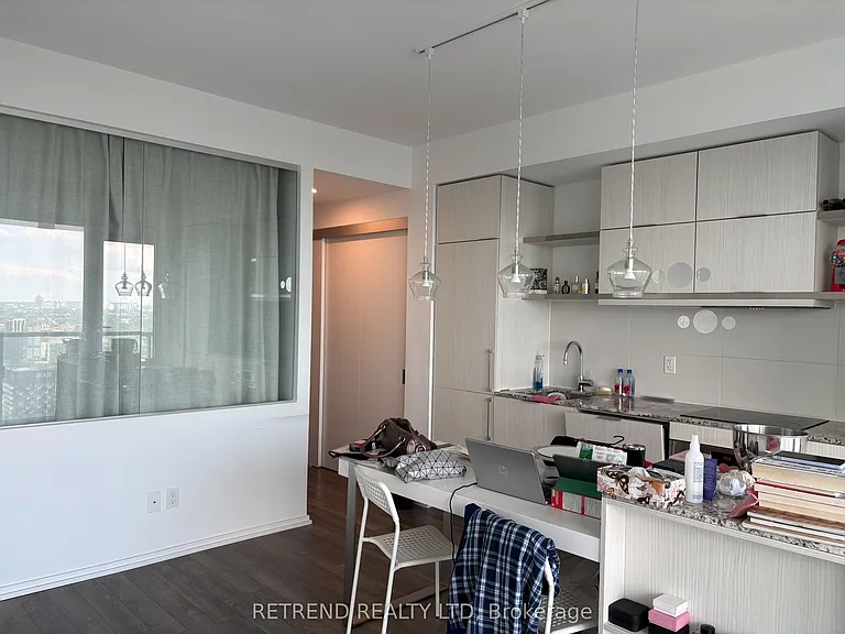 197 Yonge St #4704 — Photo 3
