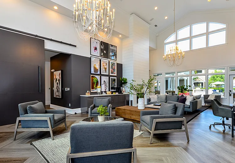 Avana North Point — Photo 29